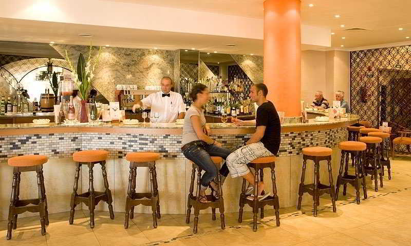 Universal Hotel Romantica Колонья Сант Джордин Экстерьер фото